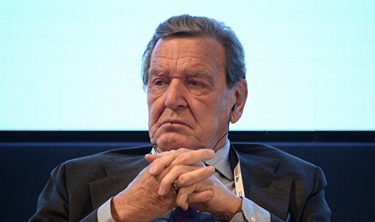 Шредер заявил, что США запретили Украине вести мирные переговоры с Россией