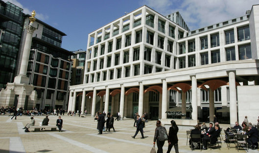 Британский FTSE 100 снижается под давлением акций NatWest
