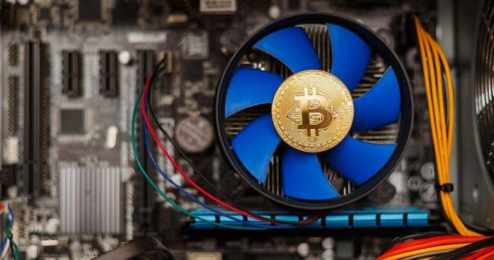 Резкие скачки комиссий в сети биткоина вызвали скачок цены за хеш