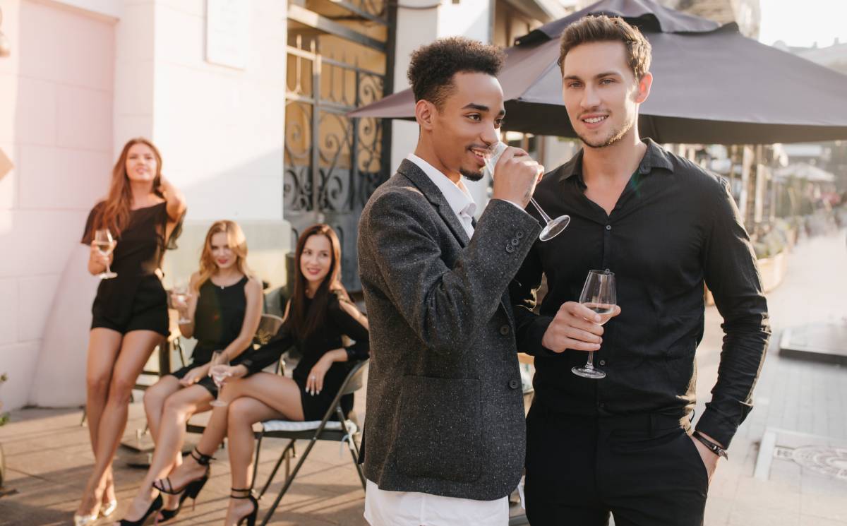 Молодые и богатые