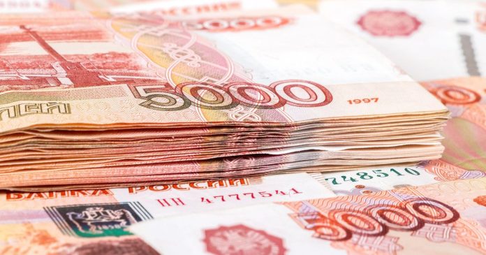 Средние ставки по рублевым вкладам в банках выросли накануне заседания ЦБ