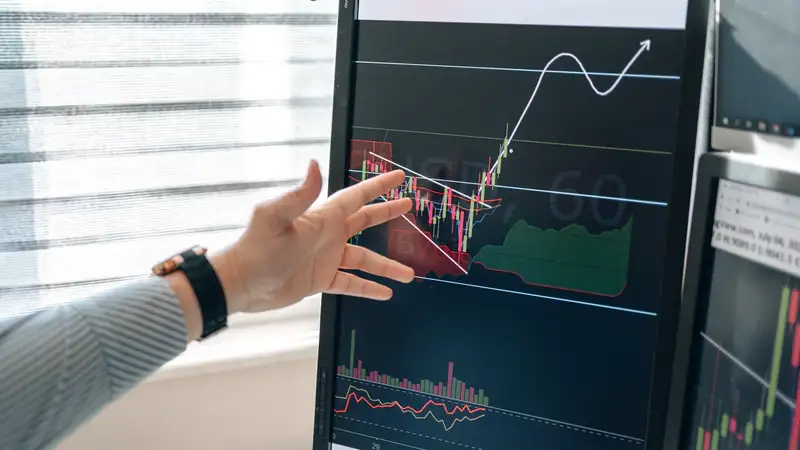 Графики МВФ прогнозирует резкий рост экономики Казахстана в 2025 году