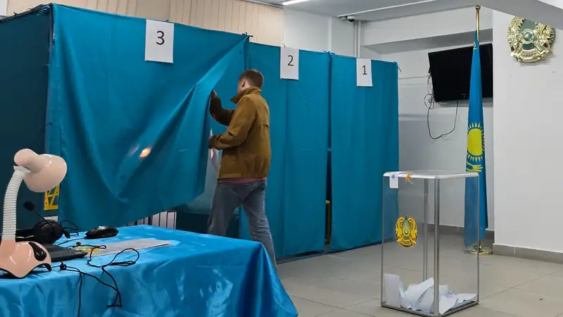 Формируется оптимальная общественная модель принятия решений – эксперт об итогах референдума