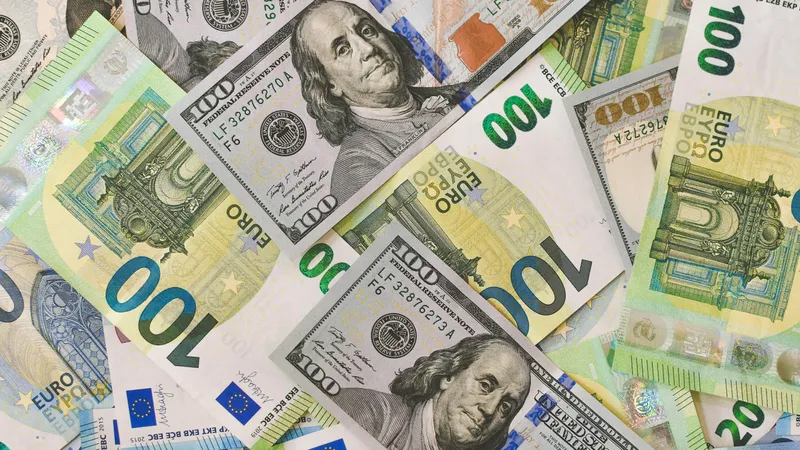 Курсы валют на выходные дни: 22 и 23 февраля