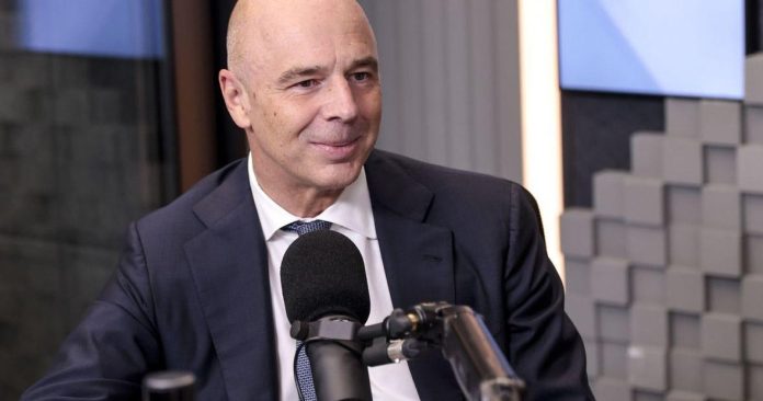 Силуанов назвал подходящее время для покупки российских акций