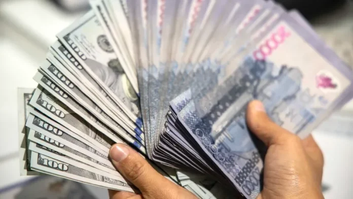 Доллар подешевел на 4,5 тенге на торгах 17 декабря