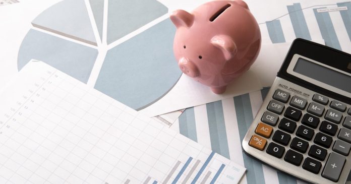 Эксперт рассказала, от каких расходов вредно отказываться