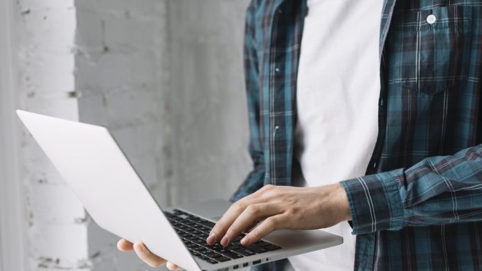 В семи регионах РФ пройдет эксперимент по электронной торговле электроэнергией