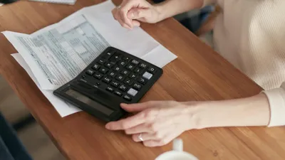 Налоги, пошлины, калькулятор, коммунальные услуги, квитанция, квитанции, налогообложение, налог, платеж, платежи, оплата, коммунальные услуги, коммунальные платежи, коммуналка, квартплата, коммунальный платеж, жилищно-коммунальные услуги, повышение тарифов за коммунальные услуги, долг за коммунальные услуги, задолженность за квартплату, фото - Новости Zakon.kz от 24.01.2026 21:04