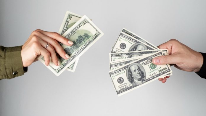 Курс рубля на 27 февраля 2026 года: каким будет курс российского рубля к доллару другим валютам на биржах и в банках в этот день