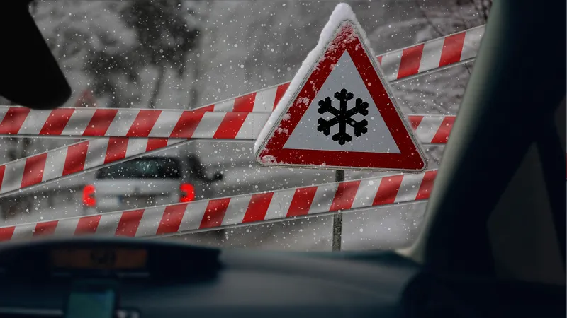 Циклон принесет метель и сильный ветер в Казахстан 21 февраля