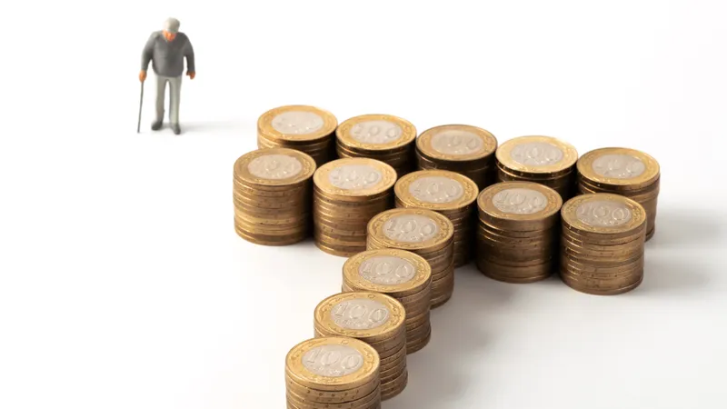 Могут ли отменить изъятие части пенсионных из ЕНПФ