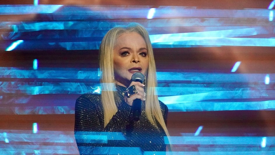 Лариса Долина