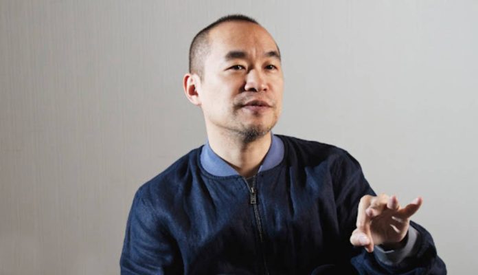 Детектив ZachXBT заподозрил неладное на рынке MemeCore • Happy Coin News