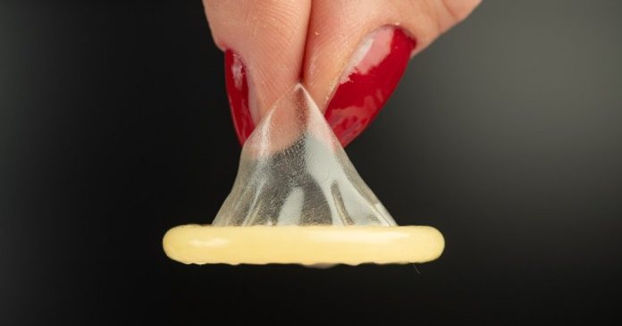 Из-за войны в Иране могут подорожать презервативы: Durex допустила повышение цен на 30%