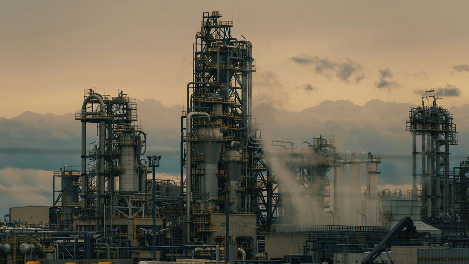 НПЗ, Нефтеперерабатывающий завод