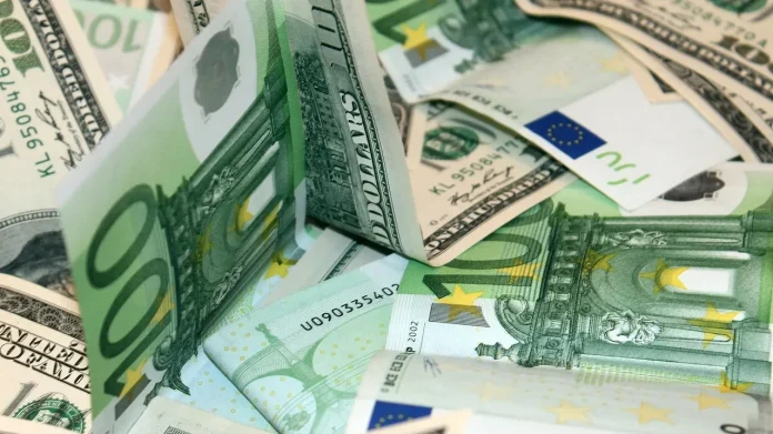 Курсы валют на выходные дни: 30 и 31 мая