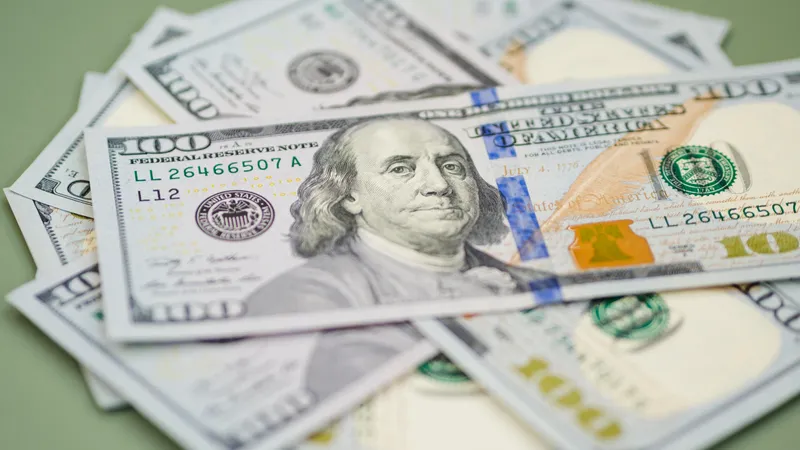 Доллар, доллары, курс доллара, американские доллары, доллары США, обмен валют 