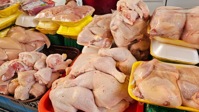 Импортная инфляция: какие российские продукты могут подорожать в Казахстане