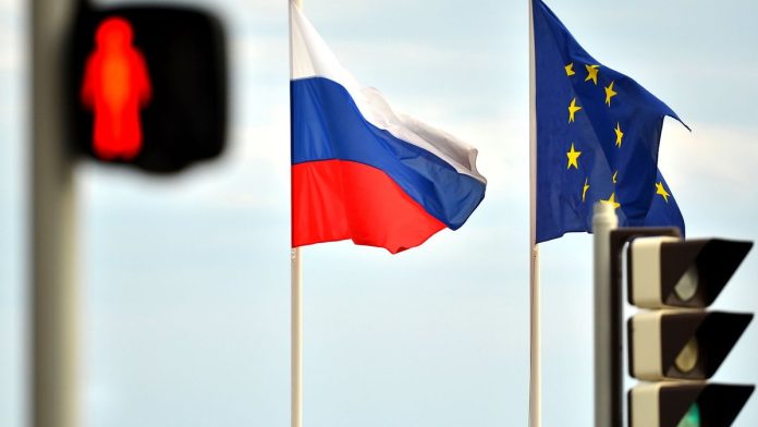 Антироссийские санкции ЕС: почему их не прекратят, мнение Журавлева, последствия для Европы