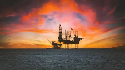 нефтяная платформа