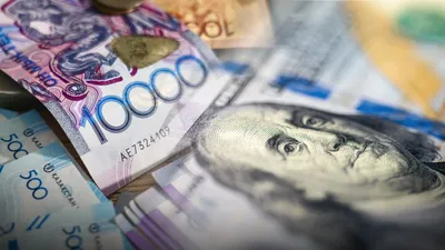 Доллар, доллары и тенге, доллары, курс доллара, американские доллары, доллары США, обмен валют, обмен валюты , фото - Новости Zakon.kz от 20.10.2026 15:44